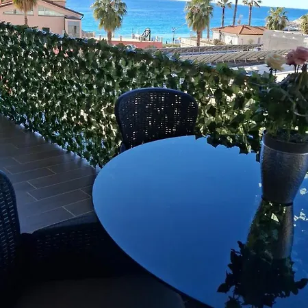Terrazzo Vista Mare Lägenhet *